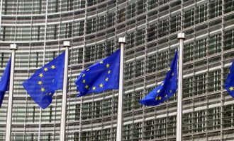 “Νεύμα” για πολιτική συμφωνία από τις Βρυξέλλες – Τι λέει αξιωματούχος