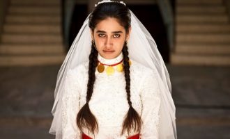 Ο Ερντογάν απέσυρε το νομοσχέδιο για τους γάμους ανηλίκων με τους βιαστές τους
