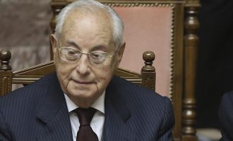 Απεβίωσε ο πρώην πρωθυπουργός Ιωάννης Γρίβας