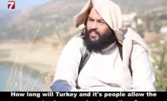 Τζιχαντιστής ιμάμης κάλεσε την Τουρκία να επιτεθεί στην κυβέρνηση της Συρίας