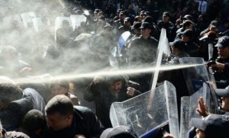 Κιλιτσντάρογλου: “Σε επικίνδυνη πορεία η Τουρκία”