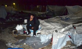 Συγκλονισμένος ο Τσίπρας για την τραγωδία στη Μόρια – Επικοινωνία με Μουζάλα