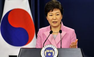 Νότια Κορέα: Την καθαίρεση της προέδρου Παρκ αποφάσισε το κοινοβούλιο