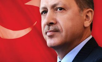 Ερντογάν: Θα επαναφέρω τη θανατική ποινή και ας ενοχλούνται οι κύριοι της Ε.Ε.