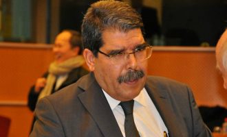Ηγέτης Κούρδων Συρίας: Ο Ερντογάν είναι ένας σουλτάνος που ονειρεύεται σουλτανάτο