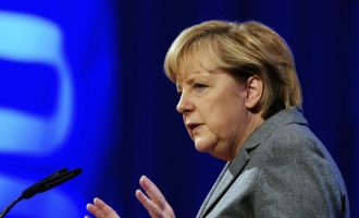 “Προφητεία” Μέρκελ: Δεν θα αποχωρήσουν άλλες χώρες από την ΕΕ μετά το Brexit
