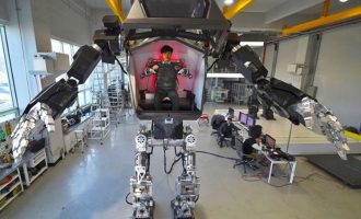 Έτοιμο για χρήση το πρώτο επανδρωμένο ρομπότ στον κόσμο