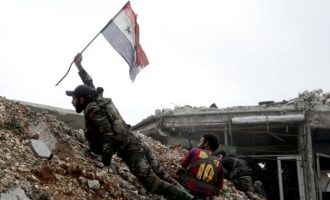 Χαλέπι: Εκλιπαρούν για εκεχειρία οι τζιχαντιστές – Παράδοση ή θάνατος λέει η κυβέρνηση
