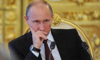 Παρέμβαση Πούτιν: Δεν έχουμε καμία ανάμειξη στην αποπομπή του διευθυντή του FBI