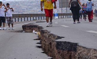 Μόνο υλικές ζημιές από τον σεισμό των 7,6 Ρίχτερ στη Χιλή (φωτο και βίντεο)