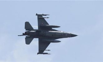 Τουρκικά μαχητικά F-16 πέταξαν πάνω από τρία ελληνικά νησιά