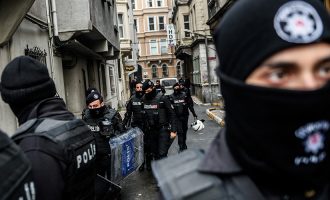 Συνελήφθη η διευθύντρια της Διεθνούς Αμνηστίας στην Τουρκία