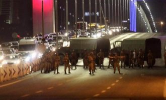 Τουρκία: Ισόβια σε δύο υψηλόβαθμους στρατιωτικούς για εμπλοκή στο πραξικόπημα