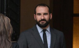 Τζανακόπουλος: Επικίνδυνο οι δικαστικοί κύκλοι να ταυτίζουν την κυβέρνηση με την τρομοκρατία