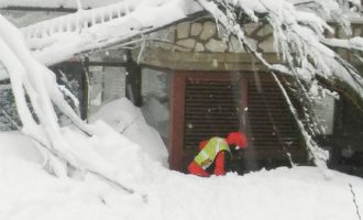Βρέθηκαν και άλλοι επιζώντες στο ξενοδοχείο που ισοπεδώθηκε από χιονοστιβάδα