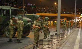 Δύο Τούρκοι αξιωματικοί συνελήφθησαν στην Αλεξανδρούπολη – Σχεδίαζαν (;) να σκοτώσουν τον Ερντογάν