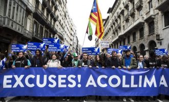160.000 διαδήλωσαν στη Βαρκελώνη φωνάζοντας: “Θέλουμε τους μετανάστες”