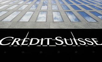 Η Credit Suisse κάνει περικοπές και απολύει 6.500 εργαζόμενους