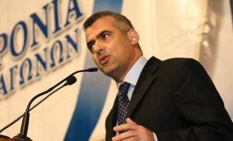 Το καθεστώς Ράμα επιβάλλει πρόστιμα στις επιχειρήσεις των Ελλήνων της Χειμάρρας