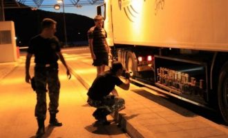 Διακινητής “τσέπωσε” 2.000 ευρώ από μετανάστες και τους παράτησε σε φορτηγό στην Πάτρα