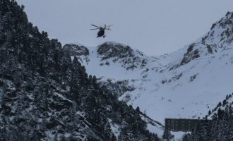 Tραγωδία στις γαλλικές Άλπεις: Τουλάχιστον τέσσερις νεκροί από χιονοστιβάδα (βίντεο)