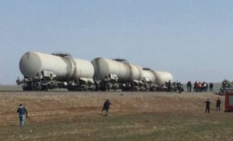 Ανατίναξαν τουρκικό τρένο που μετέφερε πετρέλαιο (βίντεο)
