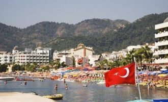 ΔΝΤ: Καταρρέει ο τουρισμός στην Τουρκία και μαζί του η απασχόληση και η οικονομία