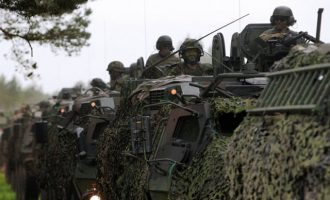 Ο Πούτιν προκαλεί το ΝΑΤΟ: Στρατιωτική άσκηση  με 45.000 στρατιώτες και 150 αεροσκάφη