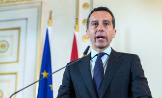 Αυστριακός καγκελάριος: Η Ευρώπη δεν αποτελείται από ισολογισμούς, αλλά από ανθρώπους