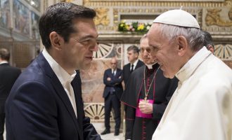 Τσίπρας: Οι ευχαριστίες του Πάπα με έκαναν να αισθανθώ υπερήφανος