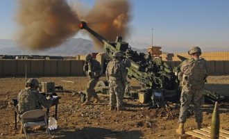 Κανόνια, τεθωρακισμένα και στρατό στέλνει ο Τραμπ στους Κούρδους για να πολεμήσουν το Ισλαμικό Κράτος