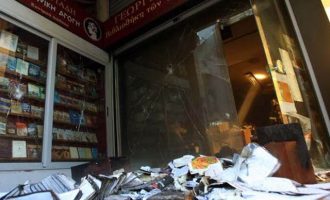 Οι “Πυρήνες της Φωτιάς” πίσω από την έκρηξη στο βιβλιοπωλείο του Άδωνι Γεωργιάδη