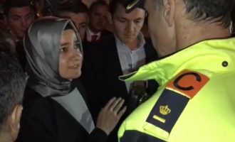 Τουρκάλα Υπουργός: “Ήμουν έτοιμη να πεθάνω στην Ολλανδία για την πατρίδα”