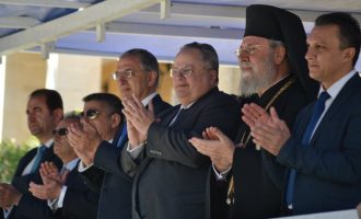 Ο Νίκος Κοτζιάς από τη Λευκωσία: “Την Κύπρο όλοι πρέπει να προστατεύουμε”