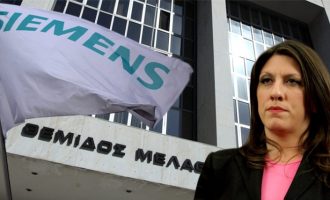 Με αποβολή της Ζωής Κωνσταντοπούλου διακόπηκε η δίκη της Siemens