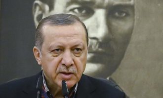 Οι κεμαλικοί ζητούν από τον Ερντογάν άρση του καθεστώτος έκτακτης ανάγκης