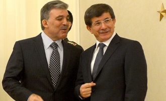 Νταβούτογλου και Γκιουλ δεν στηρίζουν τον Ερντογάν – Μαζί τους 100 βουλευτές του “σουλτάνου”
