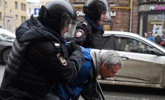 100 διαδηλωτές “κατά της διαφθοράς” στη Μόσχα – Συνελήφθησαν οι 20