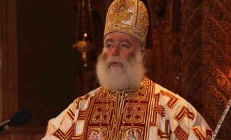 Το αποτροπιασμό του εξέφρασε ο Πατριάρχης Αλεξάνδρειας για τις επιθέσεις σε εκκλησίες στην Αίγυπτο