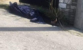 Φρίκη στο Πανόραμα: Άφησαν απανθρακωμένο πτώμα ηλικιωμένου για ώρες στο δρόμο