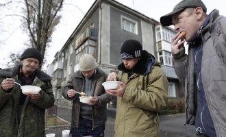 Αρνητικό ρεκόρ: 20 εκατομμύρια Ρώσοι ζουν σε συνθήκες φτώχειας