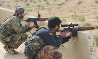 Οι Κούρδοι (SDF) πολιορκούν το Ισλαμικό Κράτος στην Τάμπκα – Ελέγχουν το 20% της πόλης (χάρτης)
