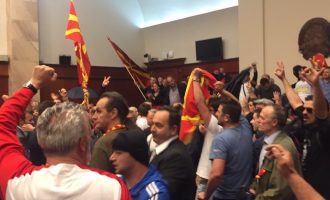 Ε.Ε. για Σκόπια: Η βία δεν έχει θέση – Η Δημοκρατία πρέπει να διατηρηθεί