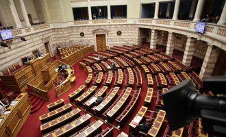 Τι απαντά το Γραφείο Προϋπολογισμού της Βουλής στα περί ύφεσης στο α΄τρίμηνο του 2017