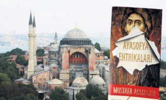 Τούρκος ιστορικός: Η Αγία Σοφία είναι τζαμί και όχι μουσείο – Πλαστή η υπογραφή Ατατούρκ