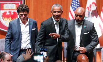 “Mίλησε” μετά από τρεις μήνες ο Ομπάμα και ετοιμάζει την επόμενη γενιά πολιτικών