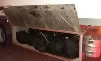 Αλβανός έκρυψε 207 κιλά κάνναβης μέσα σε ταξιδιωτικούς σάκους