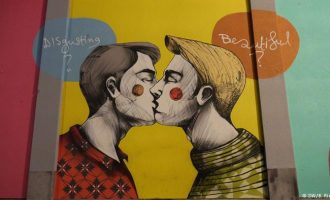 Κρύβονται οι γκέι στα Σκόπια – Τι φοβούνται και τι τους συμβαίνει