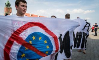 Στοιχεία ΣΟΚ: Ένας στους πέντε νέους στην Ευρώπη θέλει έξοδο της χώρας του από την ΕΕ
