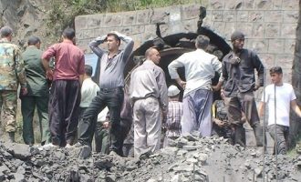 Θρίλερ με δεκάδες παγιδευμένους ανθρακωρύχους στο Ιράν